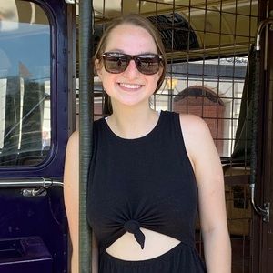 Meet your Posher, Megan